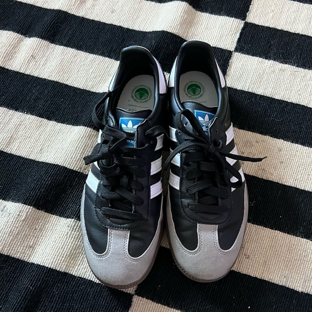 Adidas Samba Vegan Black Gum size 8.5